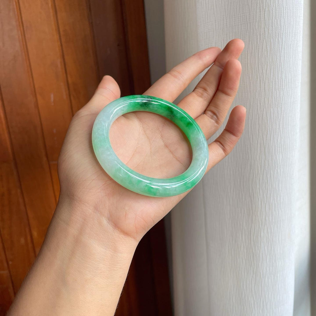 糯冰带色翡翠圆条手镯（56mm）（yc225114）