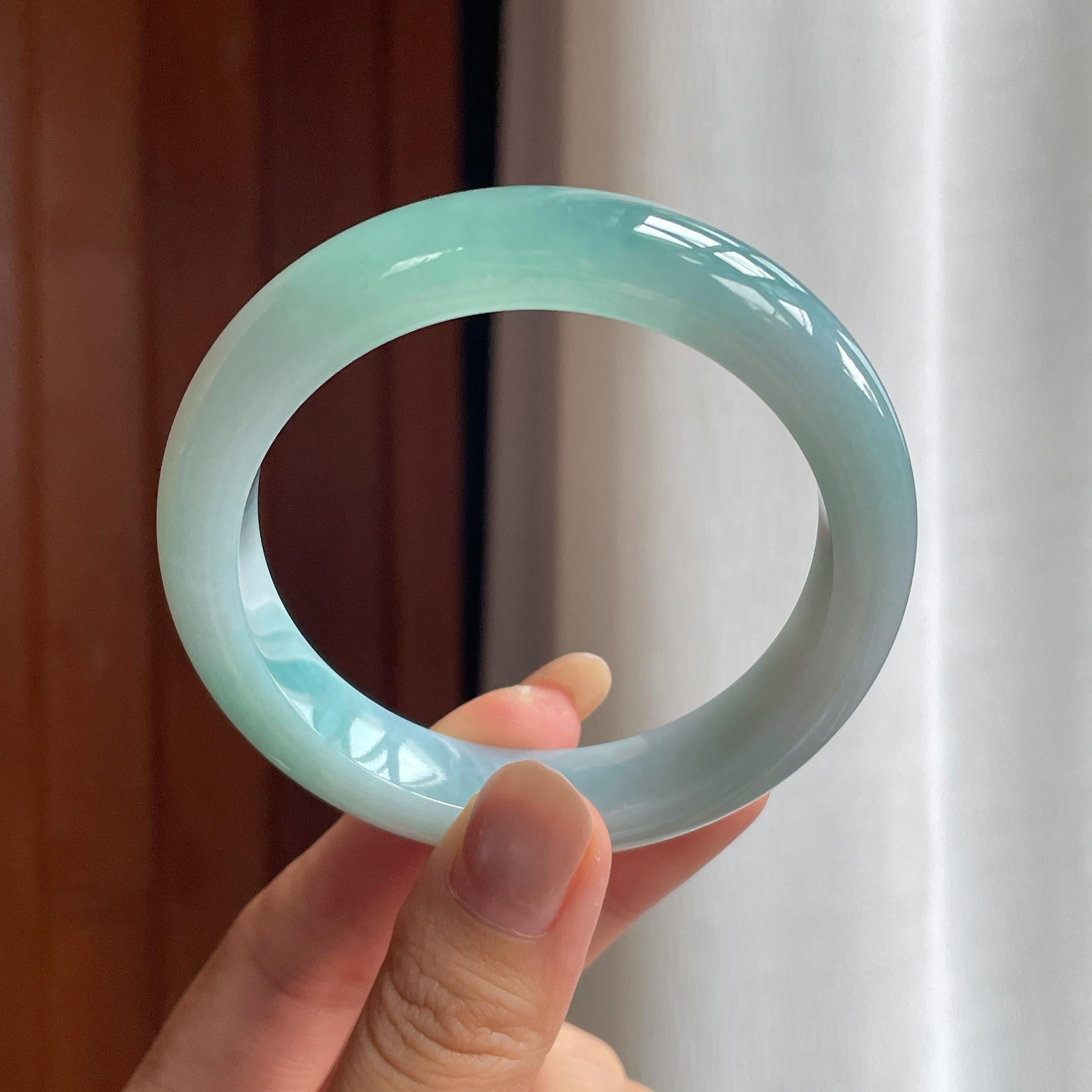 糯冰淡天空蓝翡翠平安镯 56圈（yc428972）