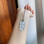 18k金扣冰玻种淡底色翡翠叶子（yc242780）