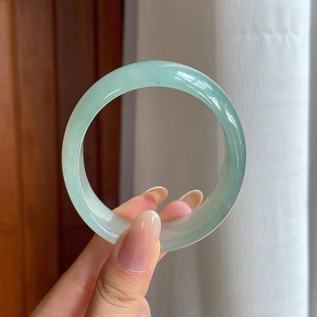 糯冰带色宽版翡翠贵妃镯（58mm)（yc424973）