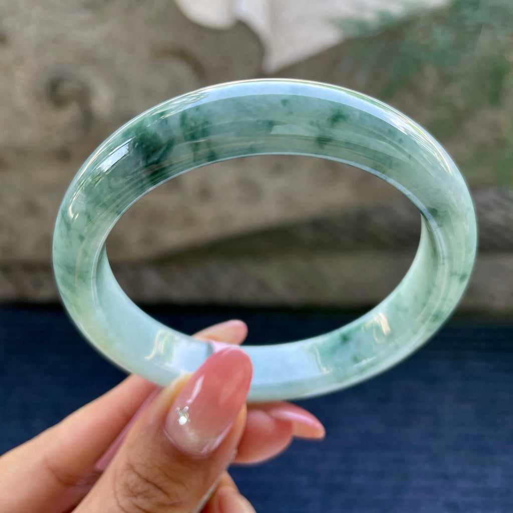 大圈口     细糯种飘花正圈平安镯59圈        天然缅甸A货翡翠（yc425996）
