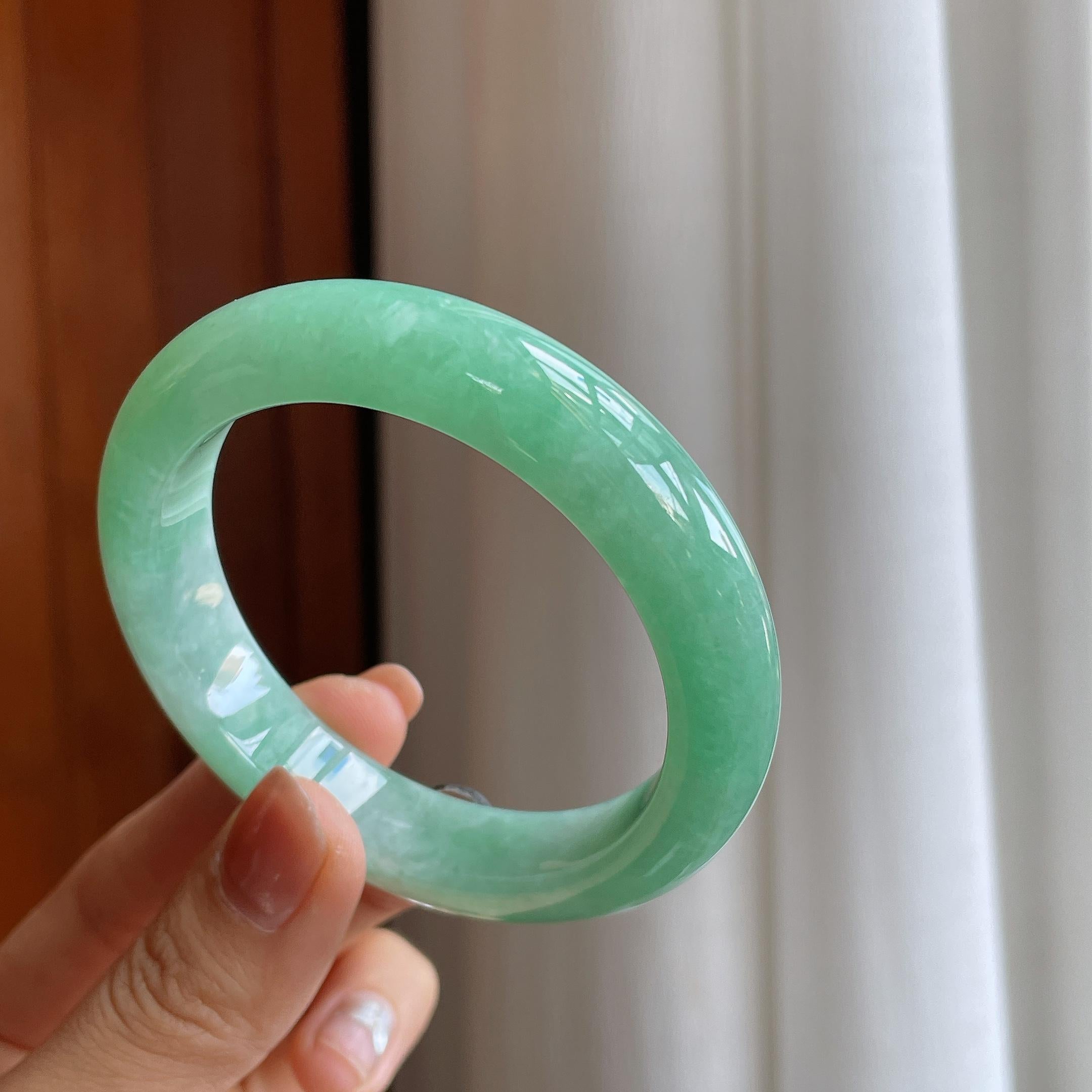 糯冰果绿翡翠平安镯（55mm）（yc288652）