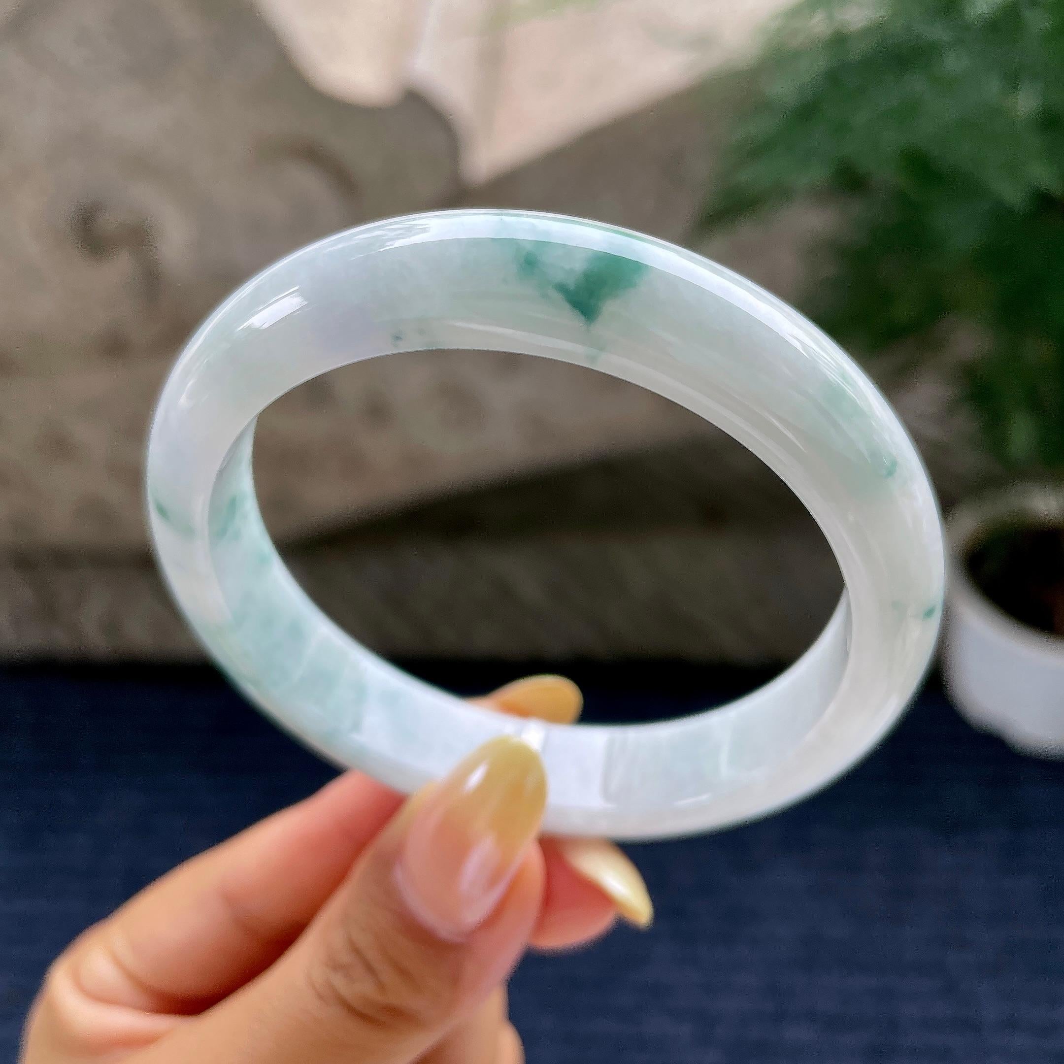 细糯种飘花正圈平安镯56.3圈 天然缅甸A货翡翠（yc481925）