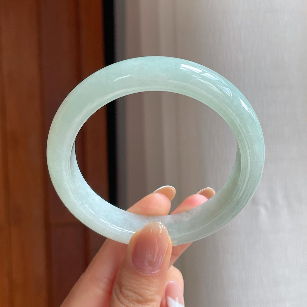 糯冰晴底翡翠平安镯（57mm)（yc375377）