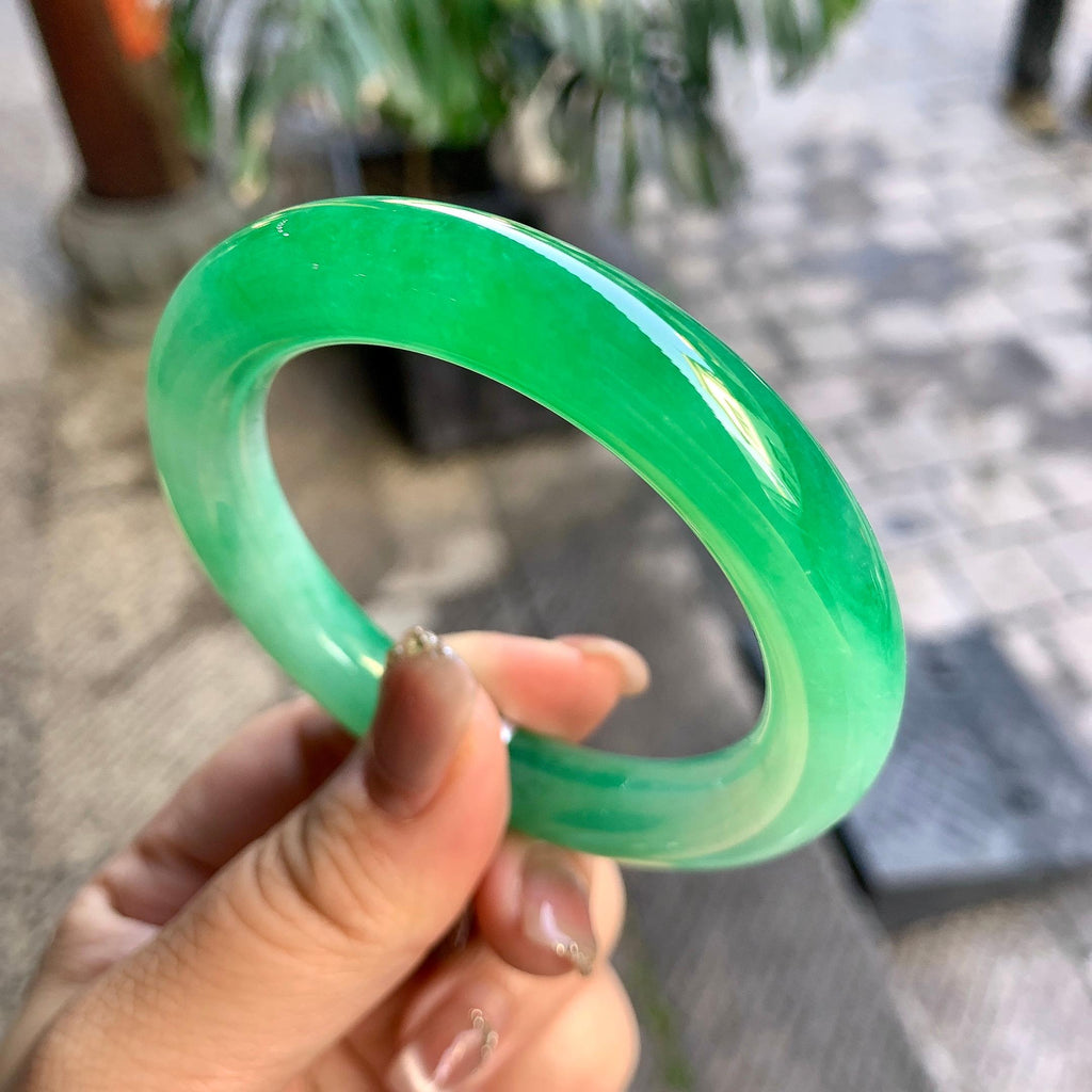 糯冰种阳绿圆条手镯（54mm）（yc292643）