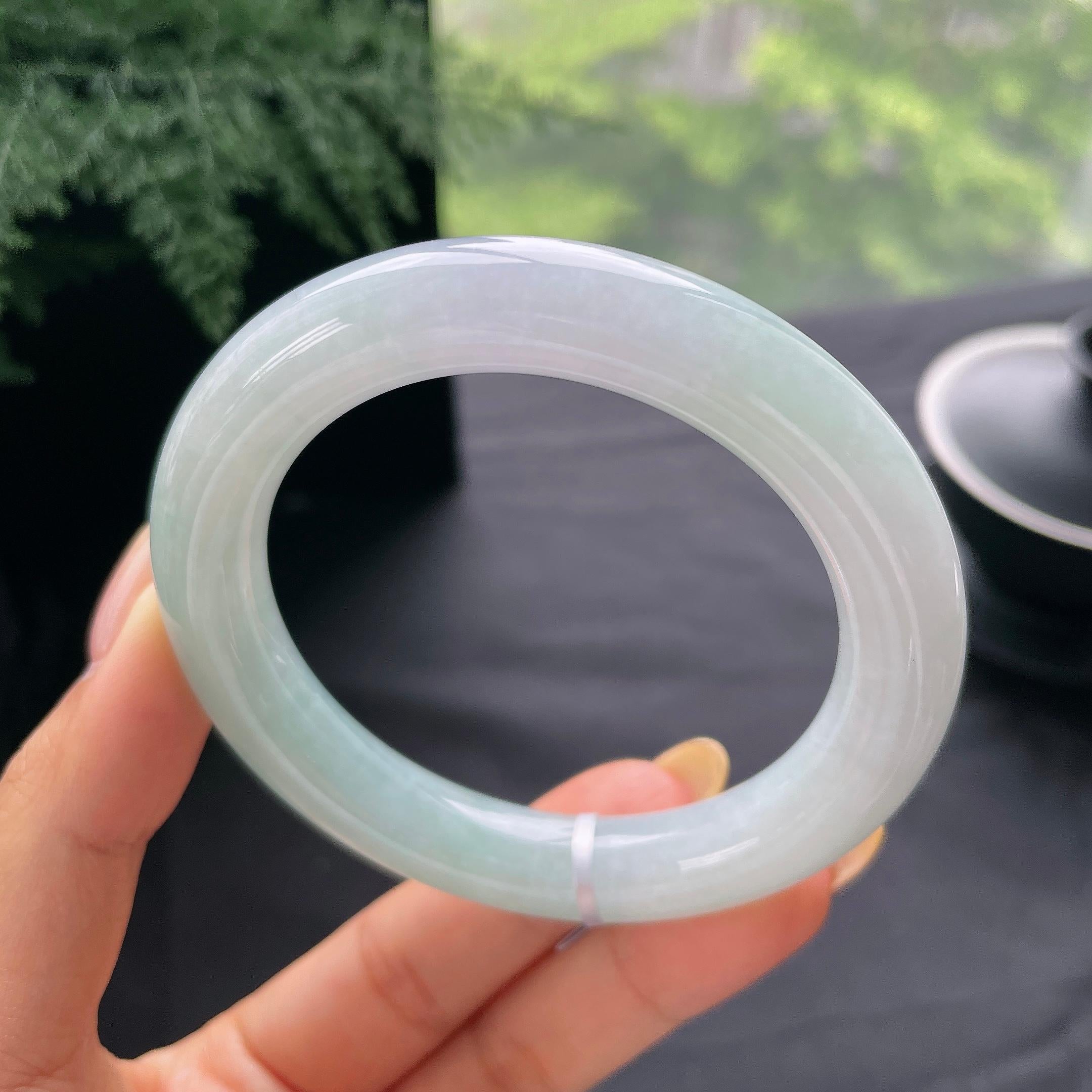 细糯种带底色圆条手镯57.1圈 天然缅甸A货翡翠（yc473143）