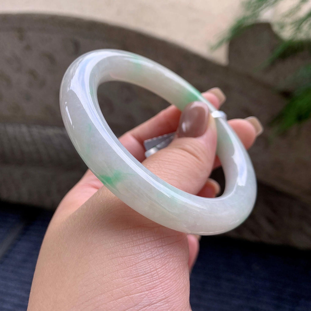 大圈口  细糯种飘翠绿圆条手镯  58圈口  天然缅甸A货翡翠（yc421251）