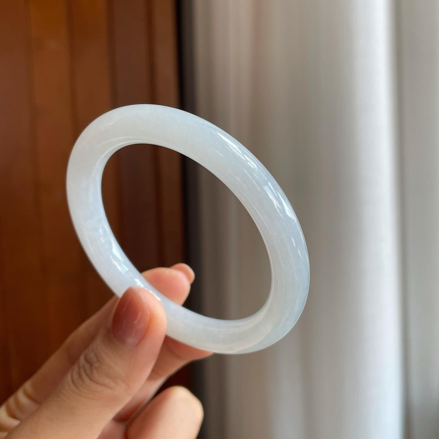 糯冰白月光圆条翡翠手镯（53.5mm）（yc279298）