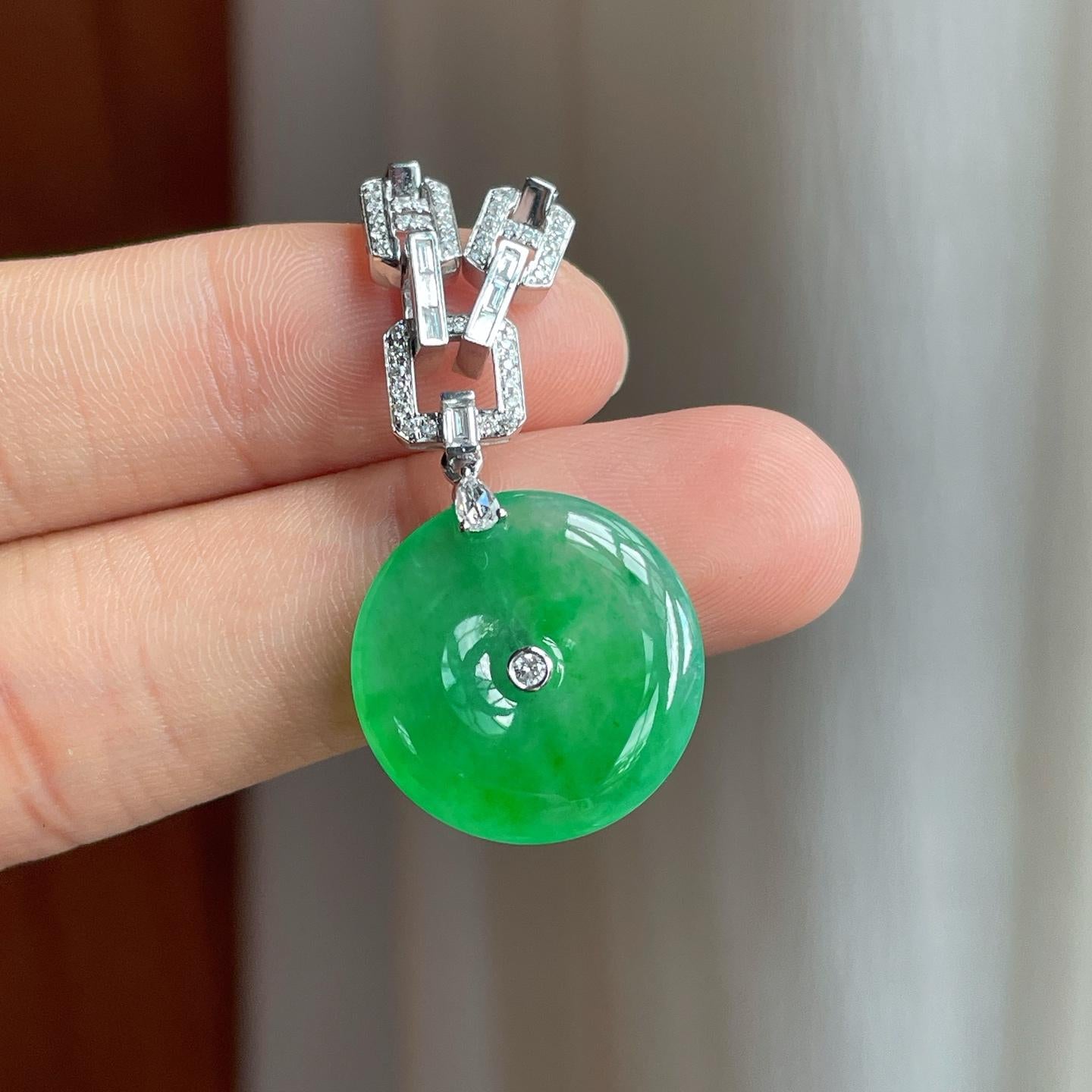 18k金镶冰种满绿翡翠平安扣（yc254042）