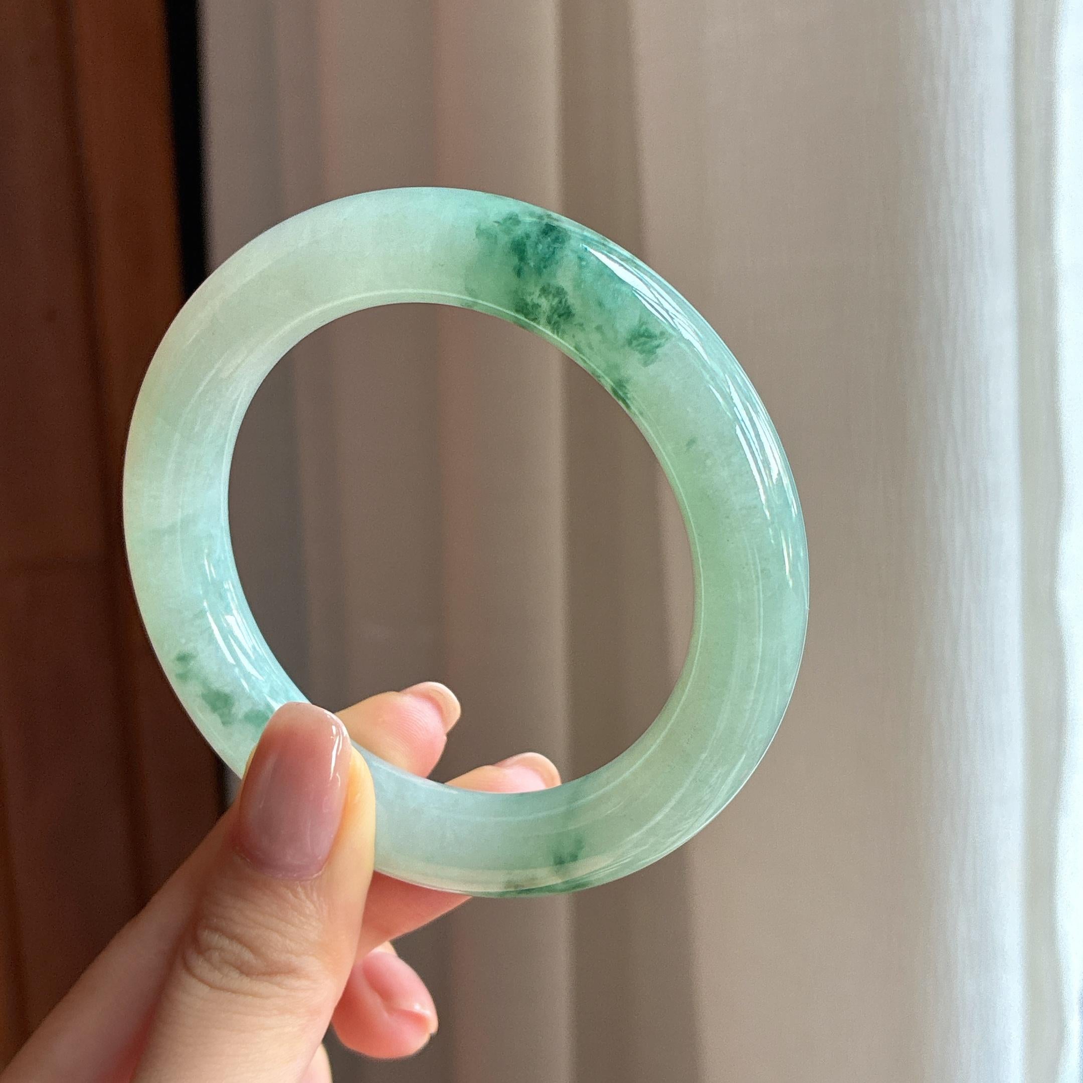 糯冰飘花翡翠圆条手镯55圈天然缅甸A货翡翠（yc439905）