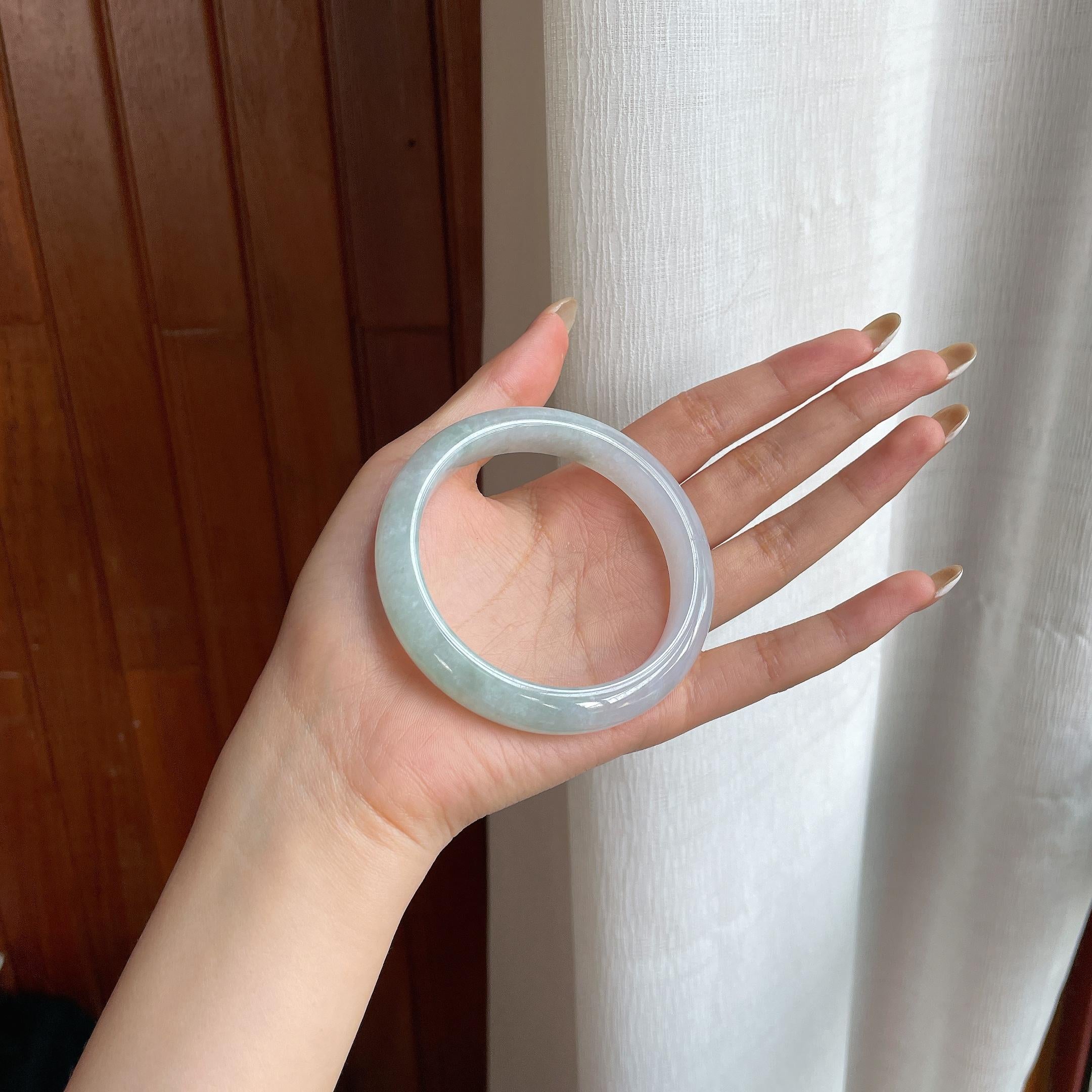 糯冰带底色翡翠平安镯（58.4mm)（yc415330）