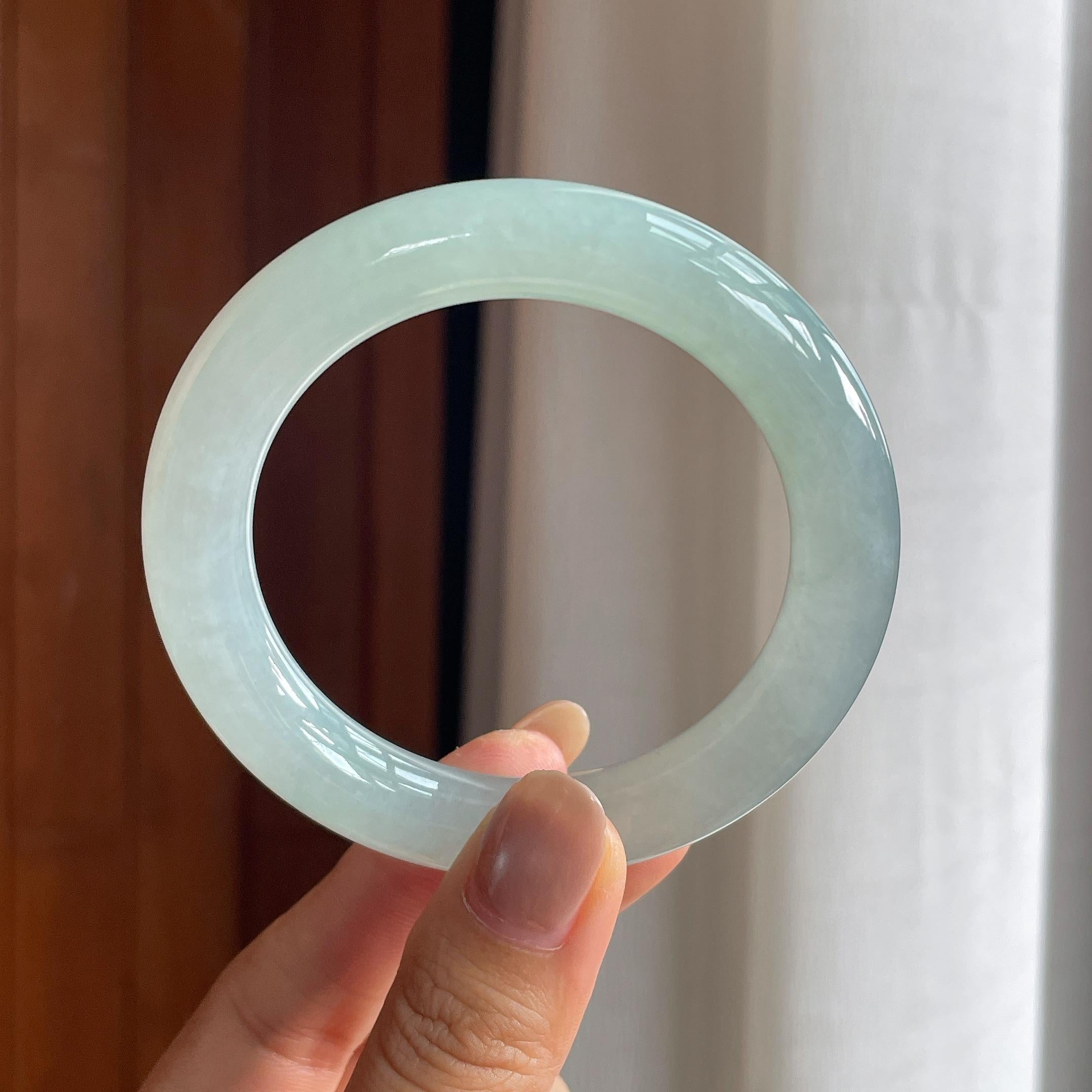 糯冰晴底翡翠圆条手镯(54.5mm)（yc420158）