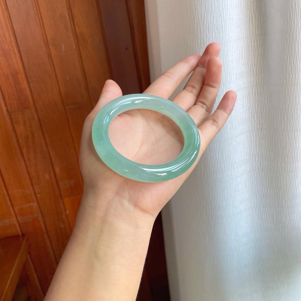 冰种晴绿底翡翠圆条（56mm）（yc247174）