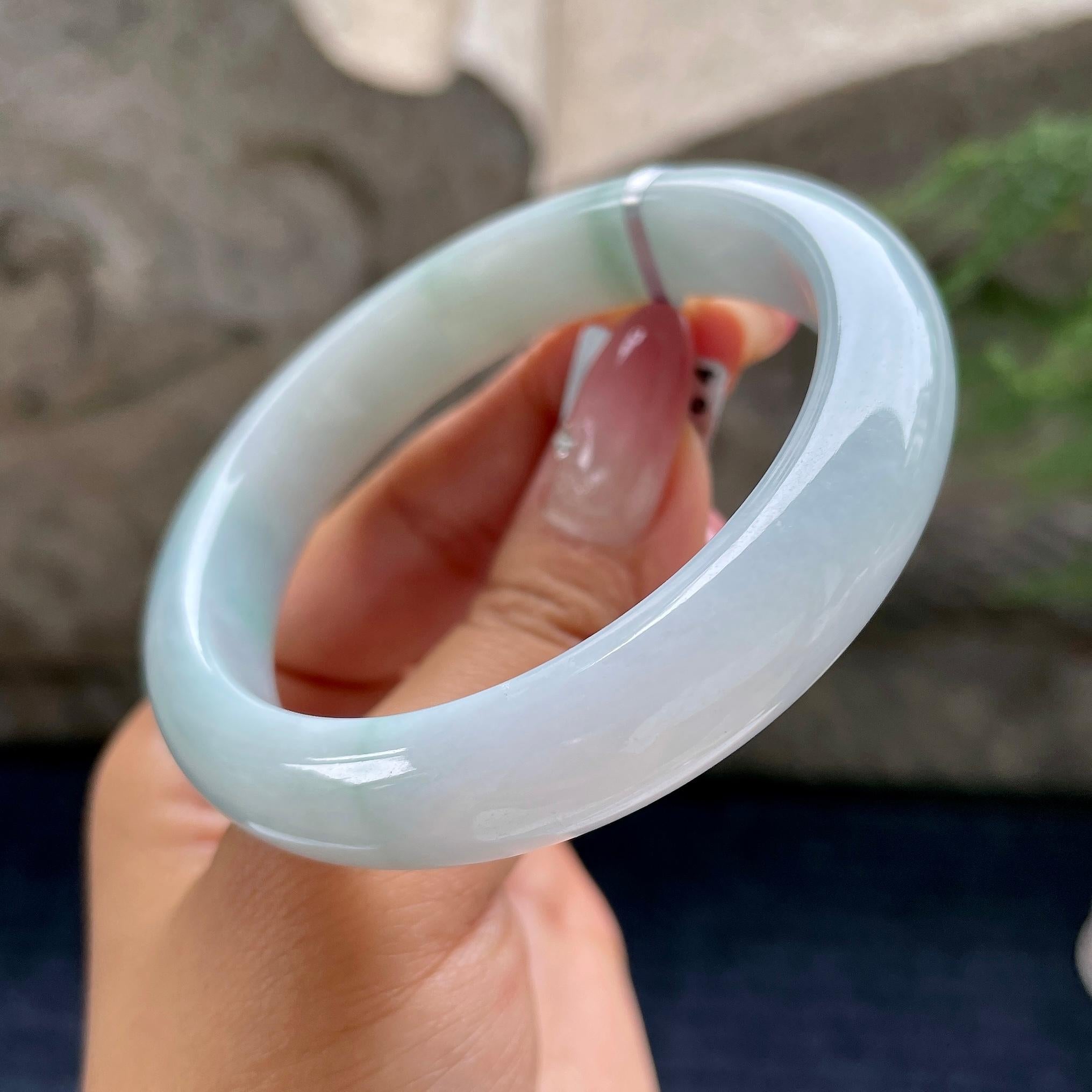 细糯种飘花正圈平安镯56.8圈        天然缅甸A货翡翠（yc433620）