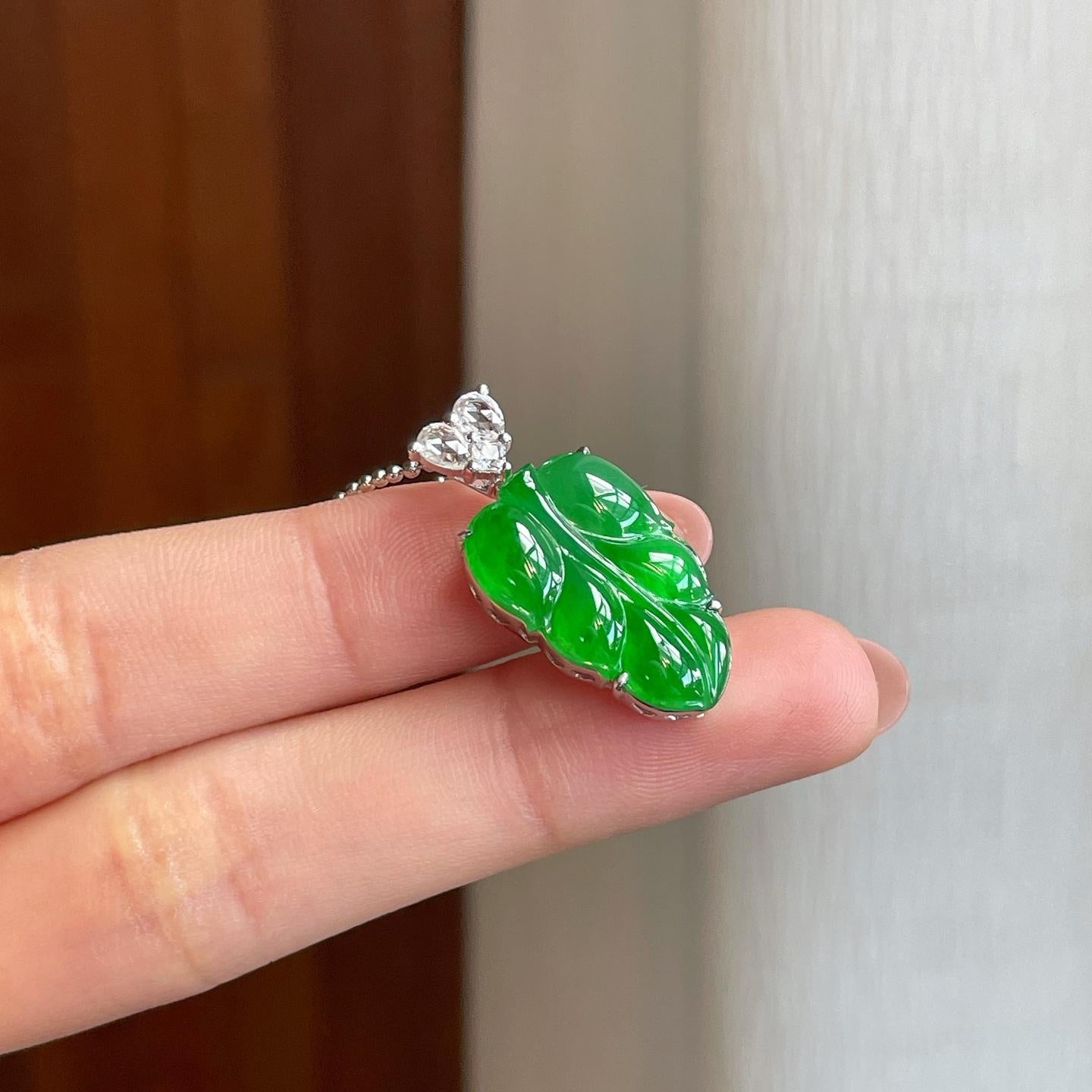 18k 金钻镶冰种满绿翡翠叶子（yc323686）