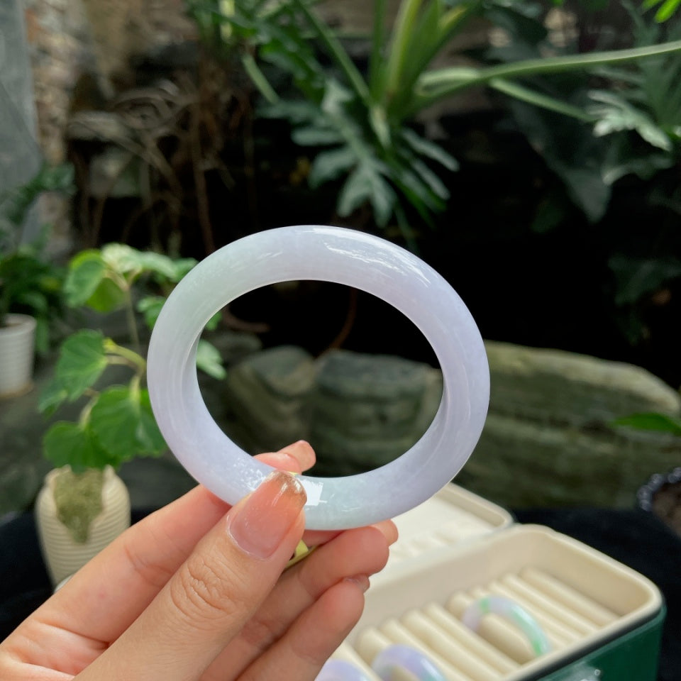 糯种淡春彩正圈 翡翠手镯（56mm）（yc018724）