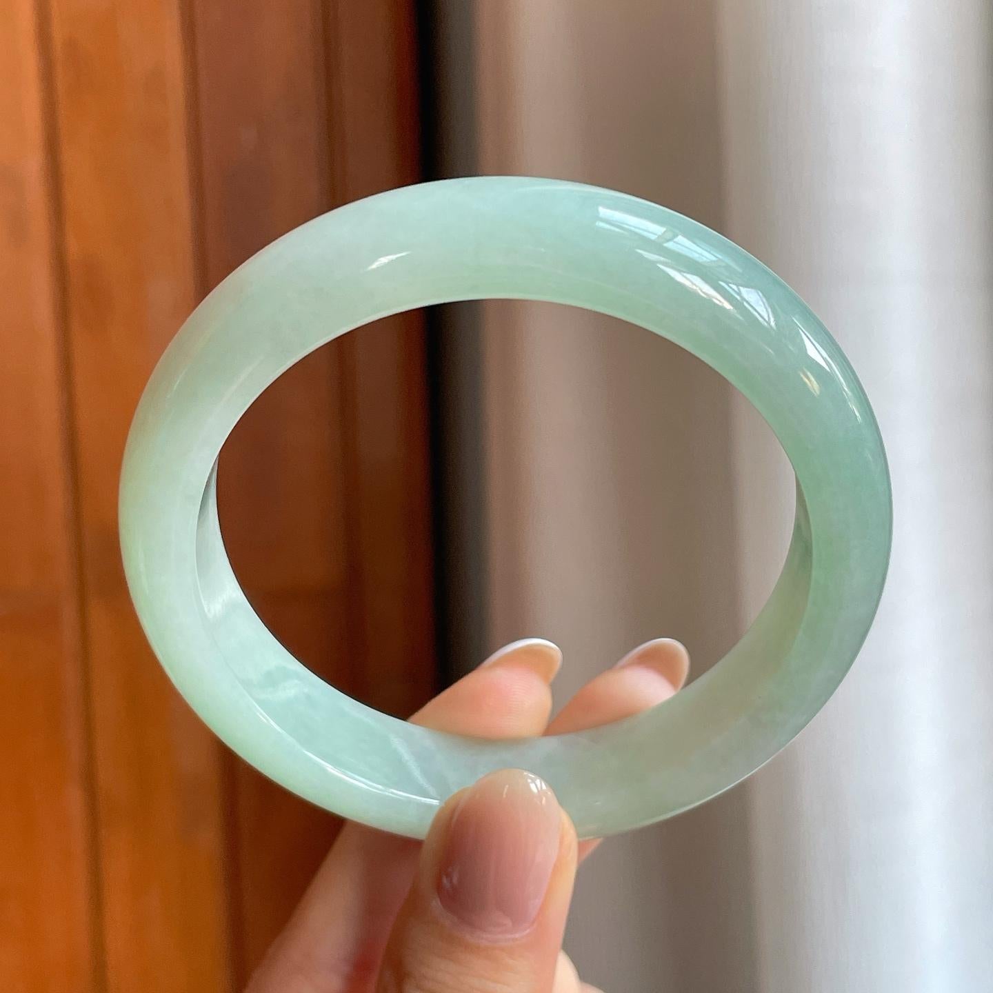 糯冰晴底翡翠平安镯（59.2mm)（yc376695）