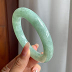 糯冰种晴底翡翠胖圆条手镯（54mm）（yc194786）