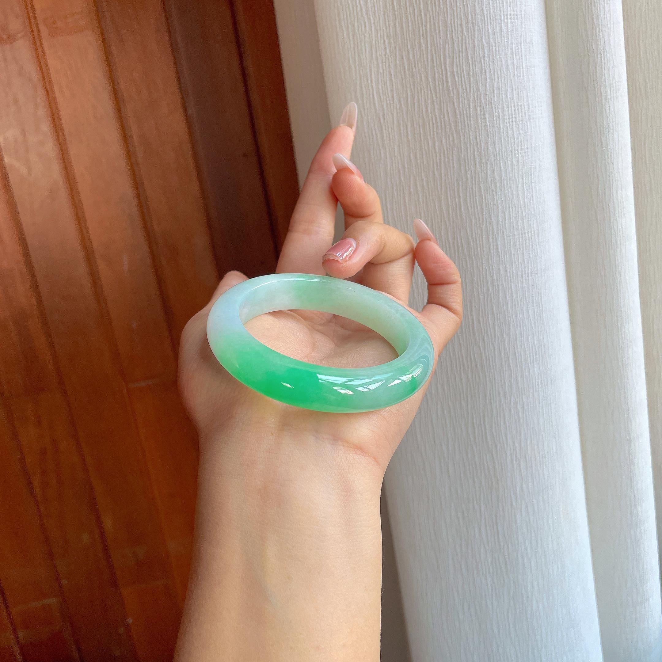 糯冰带色翡翠平安镯（53mm）（yc310373）