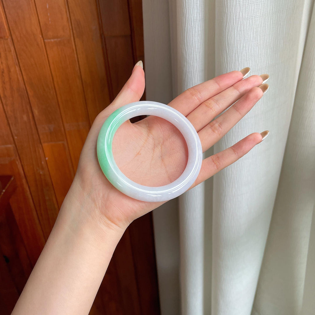 糯冰白底青翡翠圆条手镯（58.2mm)（yc416032）