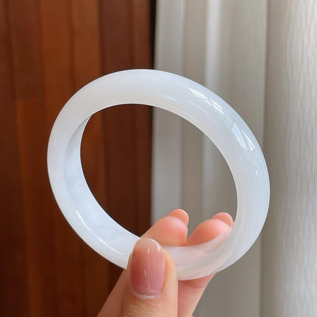 糯冰种白月光翡翠平安镯（55.6mm)（yc323654）