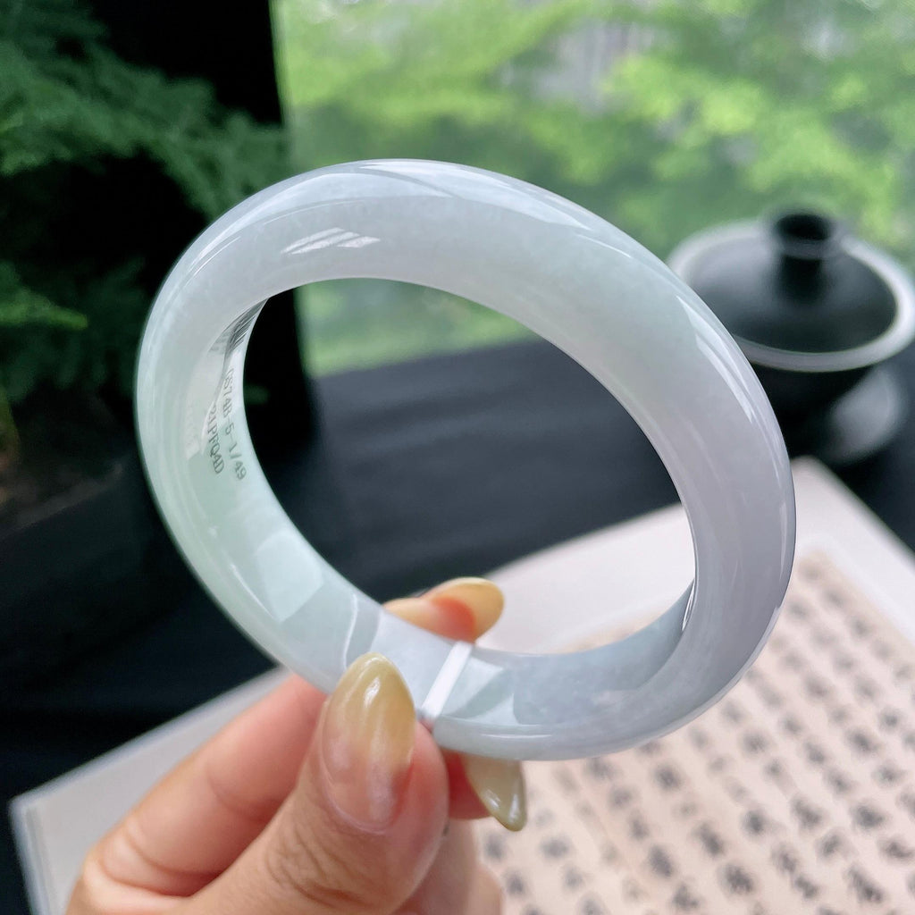 细糯种淡春彩正圈平安镯55.1圈 天然缅甸A货翡翠（yc473070）