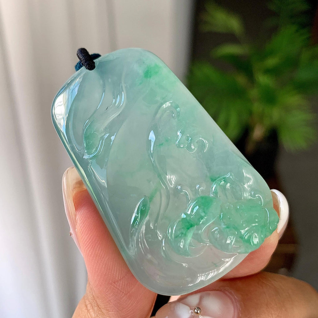 冰种飘绿山水牌挂件（yc246701）