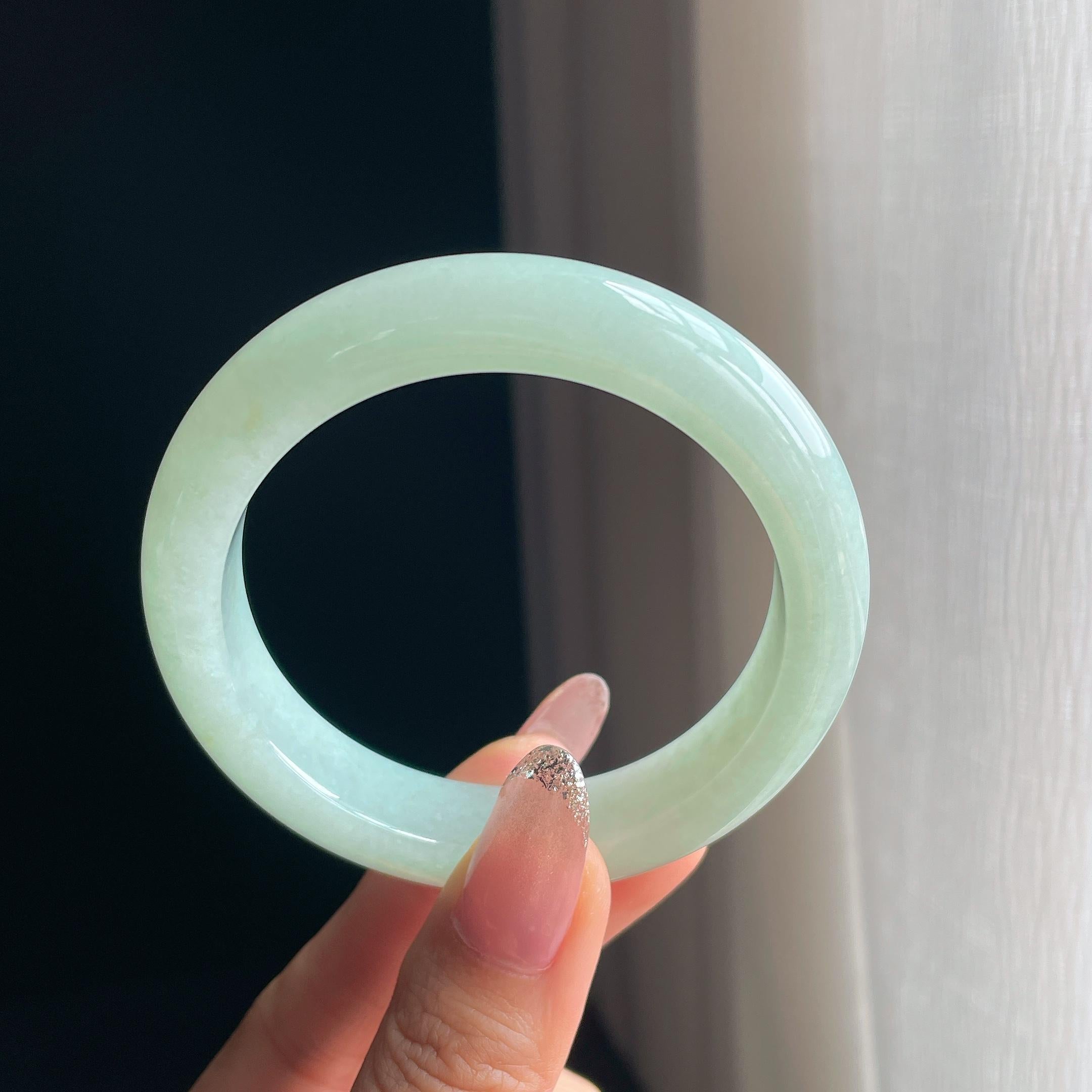 糯冰种晴底翡翠平安镯（55.8mm)（yc350483）