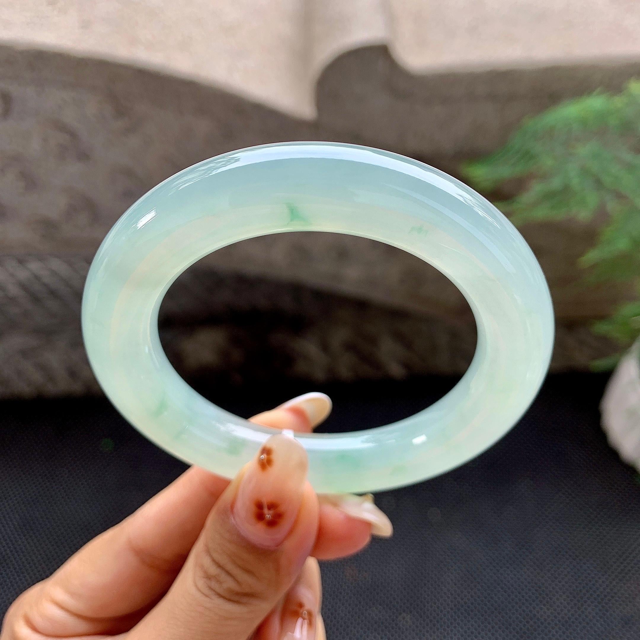 糯冰种晴水圆条手镯（54.1mm）（yc257704）
