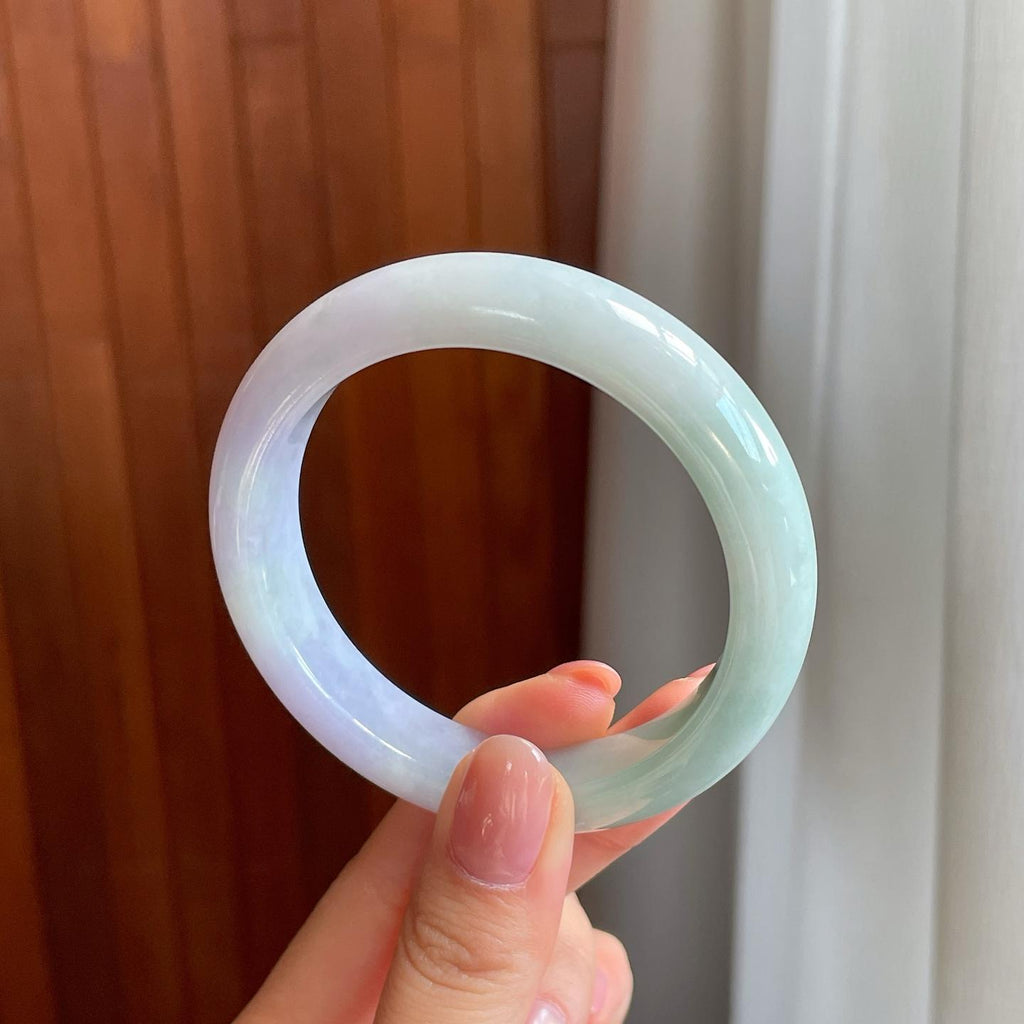 糯冰春带彩翡翠平安镯（56mm)（yc323237）