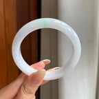 糯冰淡底色翡翠平安镯（58mm)（yc409907）