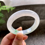 糯冰种飘绿平安镯（52mm）（yc202372）