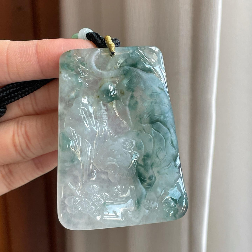 糯冰飘花翡翠虎牌（yc301440）