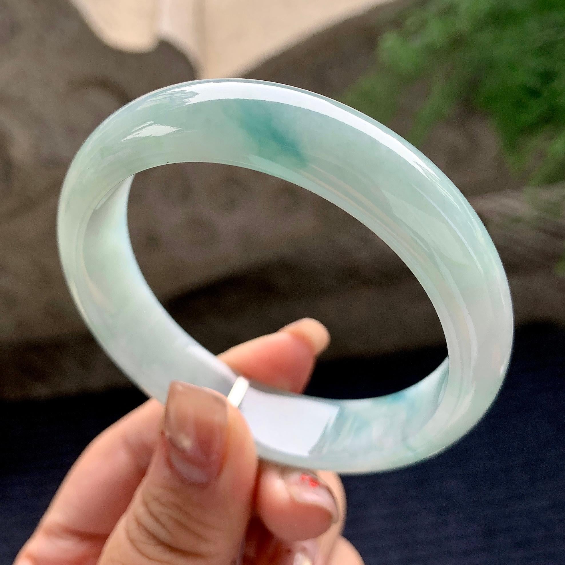 大圈口 细糯种飘蓝花正圈平安镯 58圈口 天然缅甸A货翡翠（yc358874）