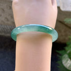 糯冰晴水飘花圆条手镯（53.8mm）（yc028508）