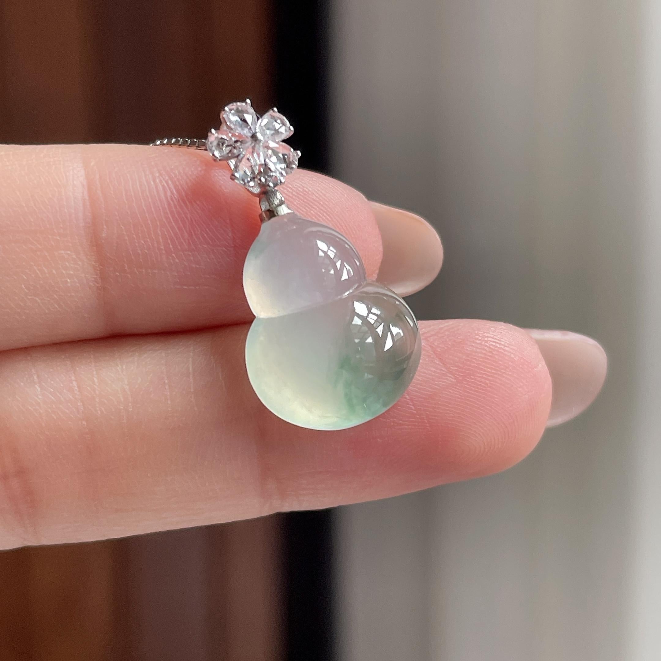 18K金扣头冰种起光飘花葫芦挂件 天然缅甸A货翡翠（yc694274）