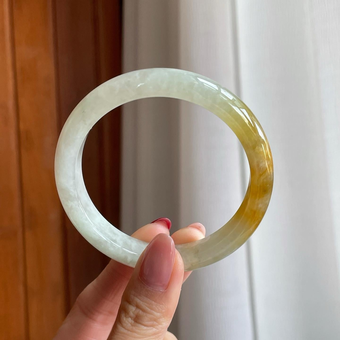 糯冰带黄翡翡翠平安镯（57mm）（yc305925）