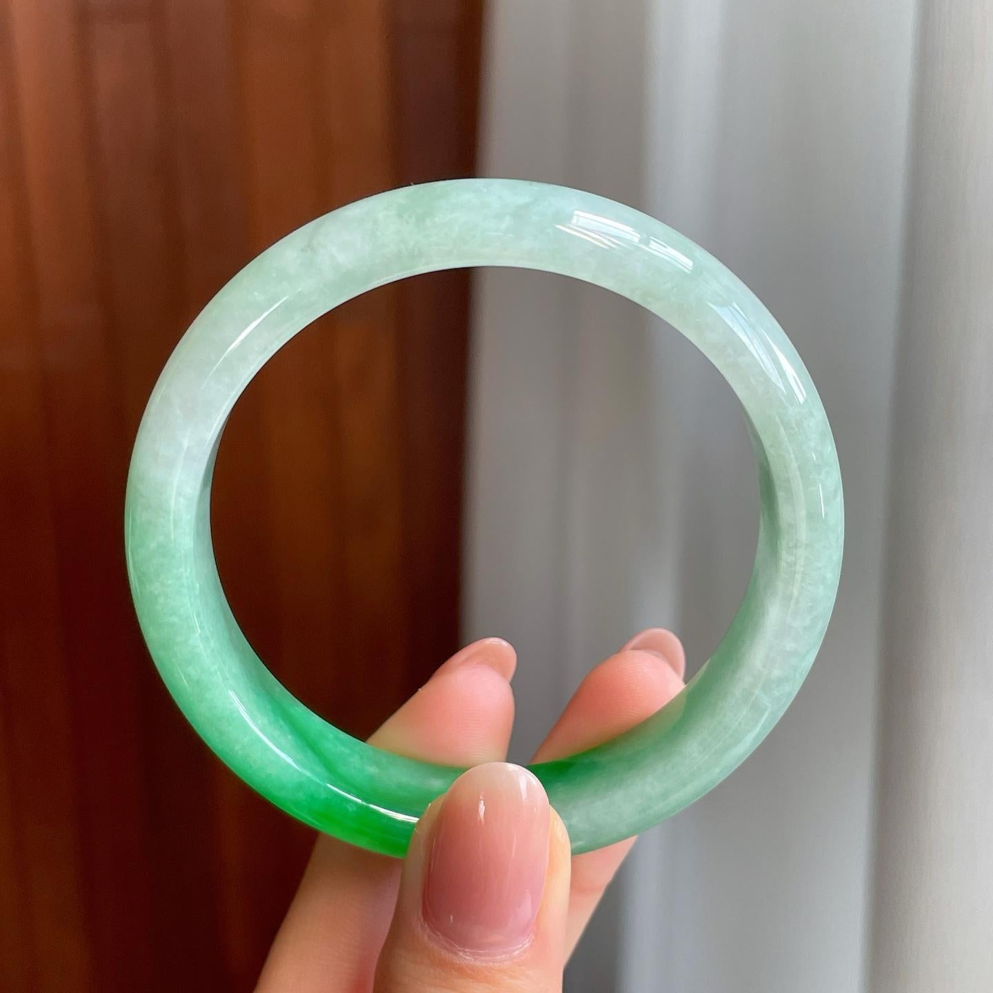 糯冰带色翡翠平安镯（53.8mm)（yc342188）