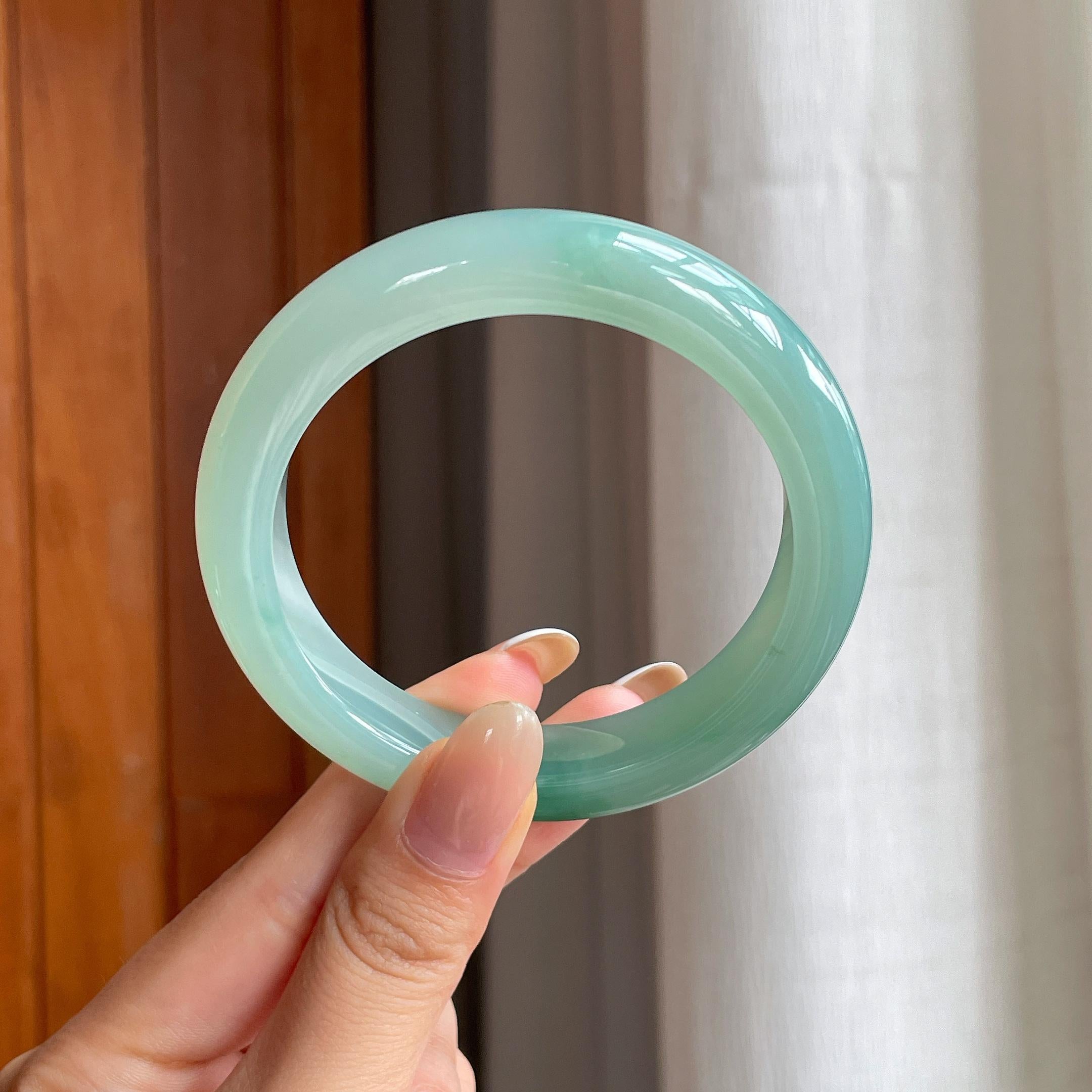 糯冰晴底翡翠平安镯（57mm)（yc414436）