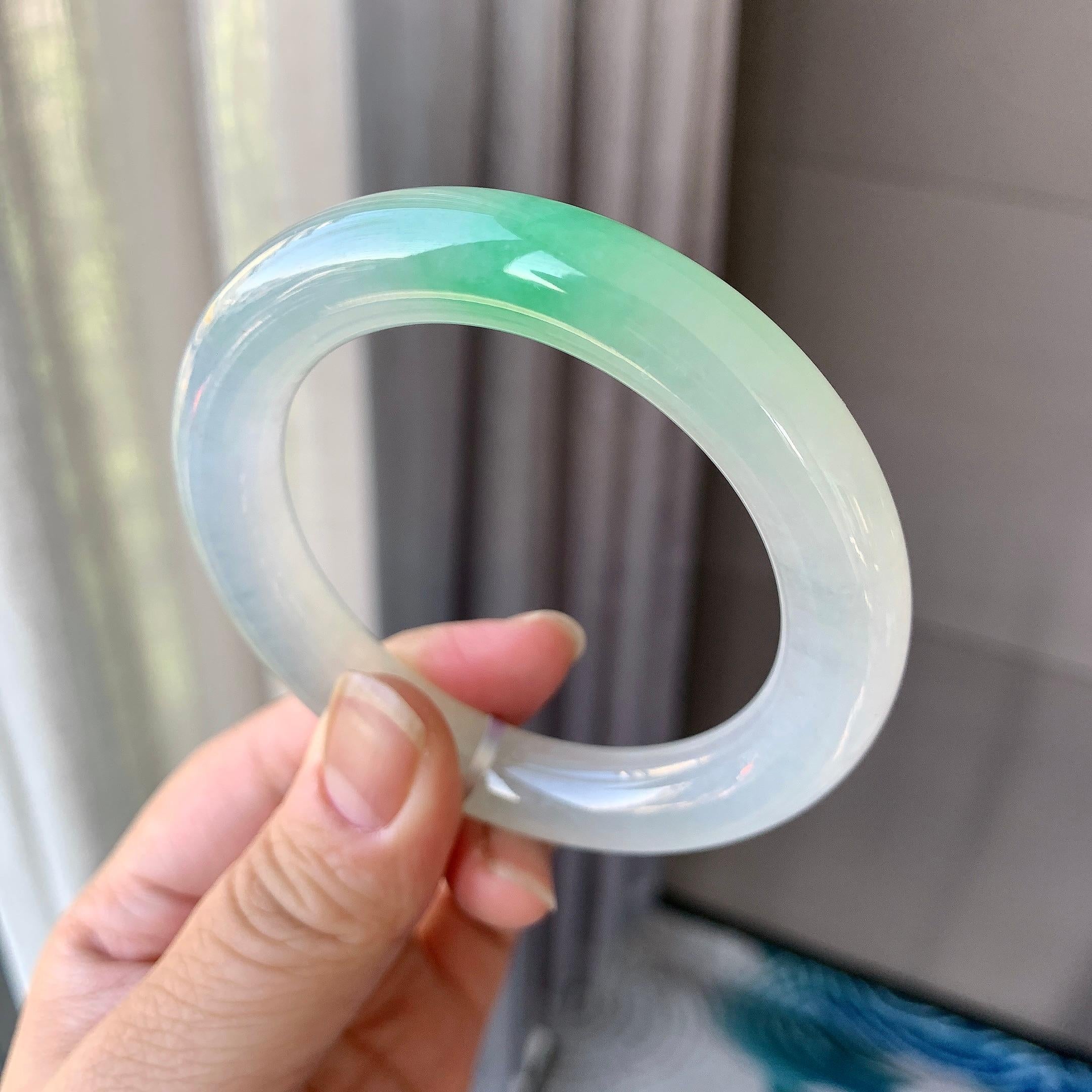 冰种飘绿圆条手镯（53.8mm）（yc268948）