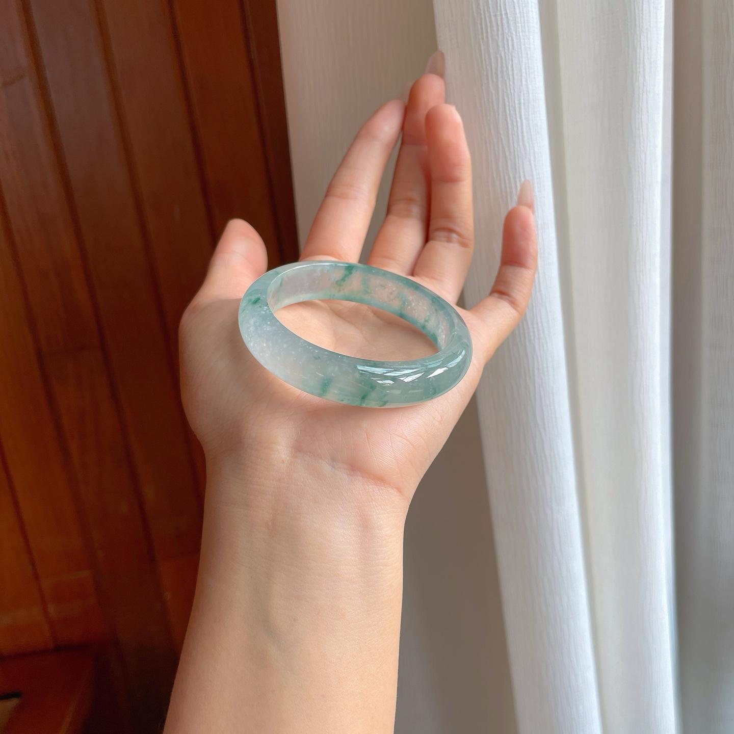 冰玻种飘花翡翠平安镯（52mm）（yc312317）