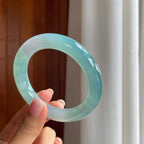 冰种蓝晴翡翠圆条手镯（58mm)（yc381141）