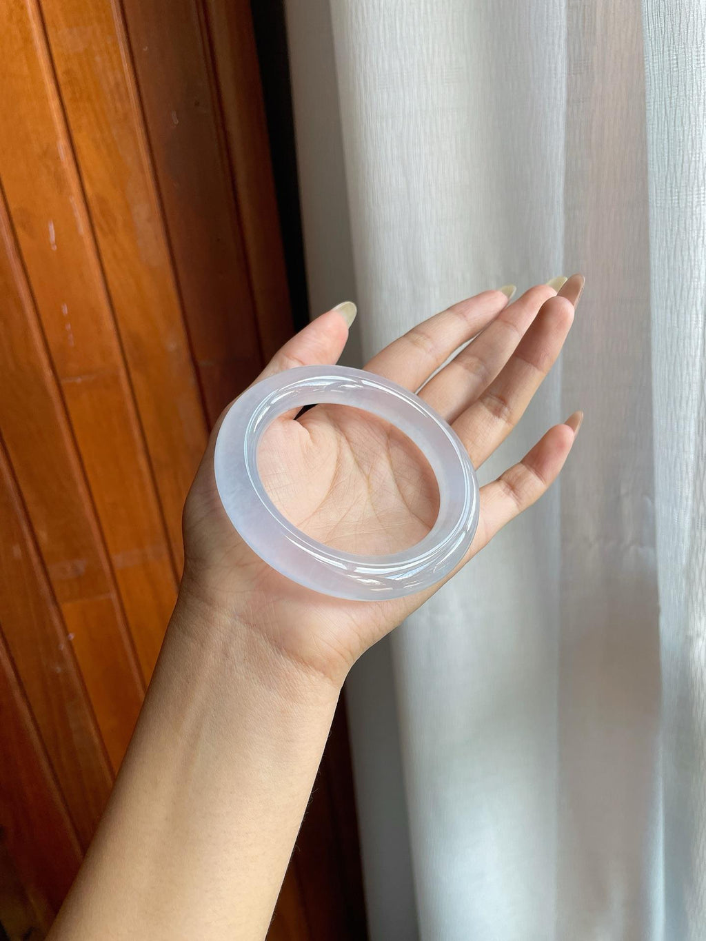 冰玻种无色翡翠圆条手镯（55.6mm）（yc220804）