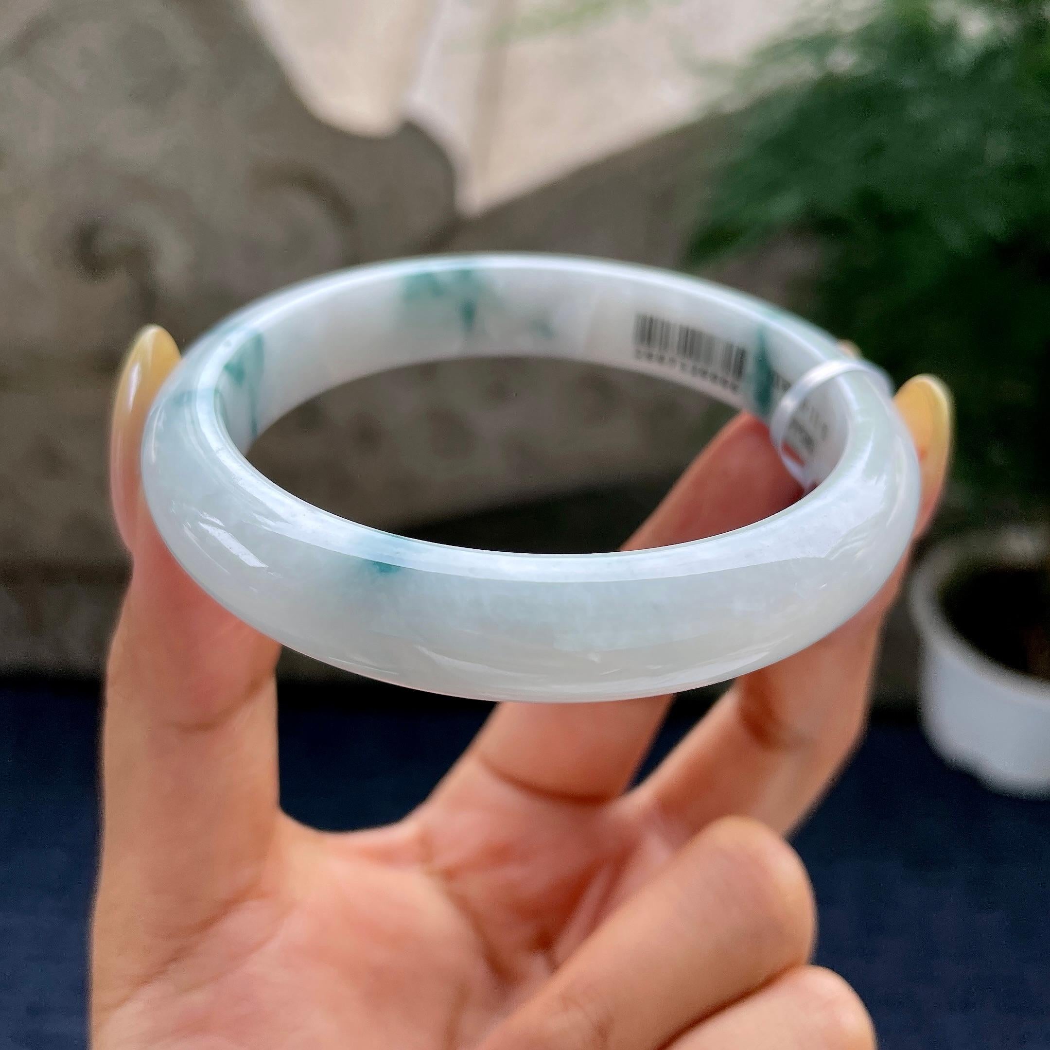 大圈口 细糯种飘花正圈平安镯59.3圈 天然缅甸A货翡翠（yc481922）