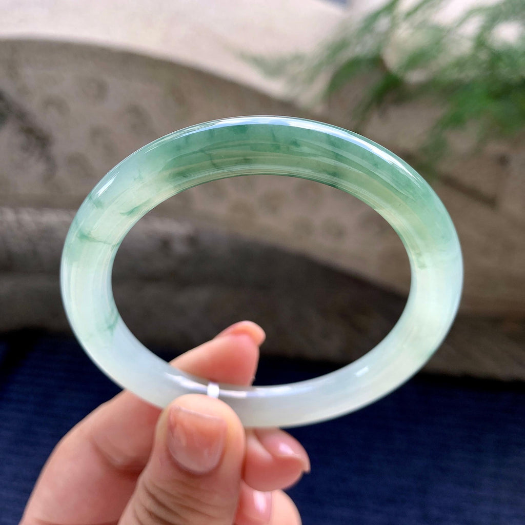 糯冰种飘绿花圆条手镯 54.4圈口 天然缅甸A货翡翠（yc483952）