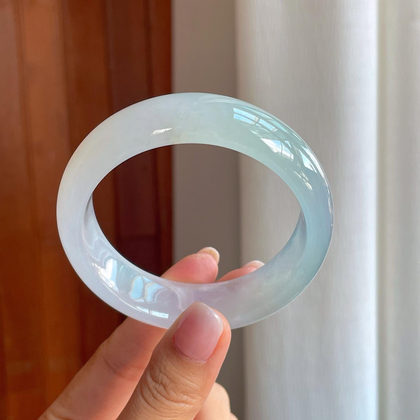 冰种淡底色宽版翡翠平安镯（59mm)（yc381349）