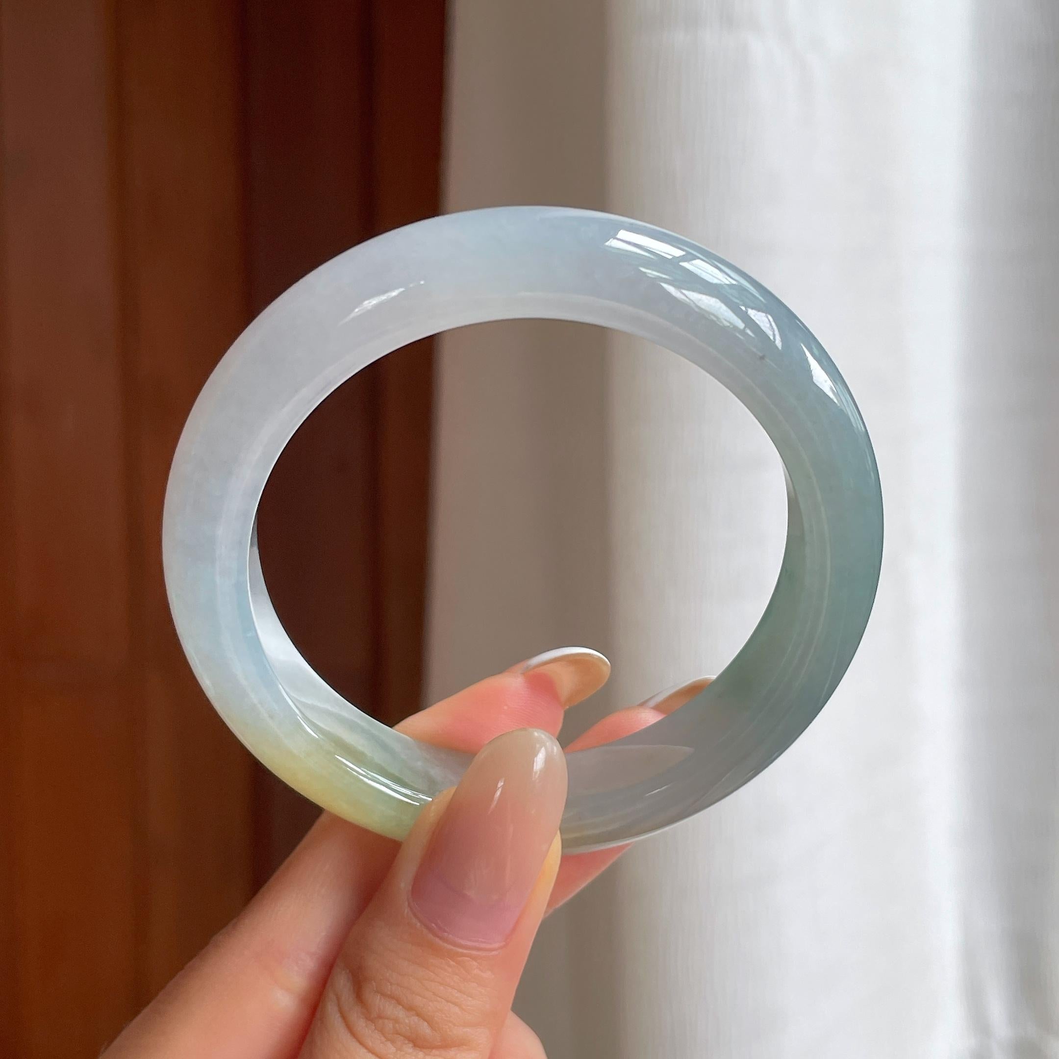 糯冰特色翡翠平安镯（53.6mm)（yc413783）