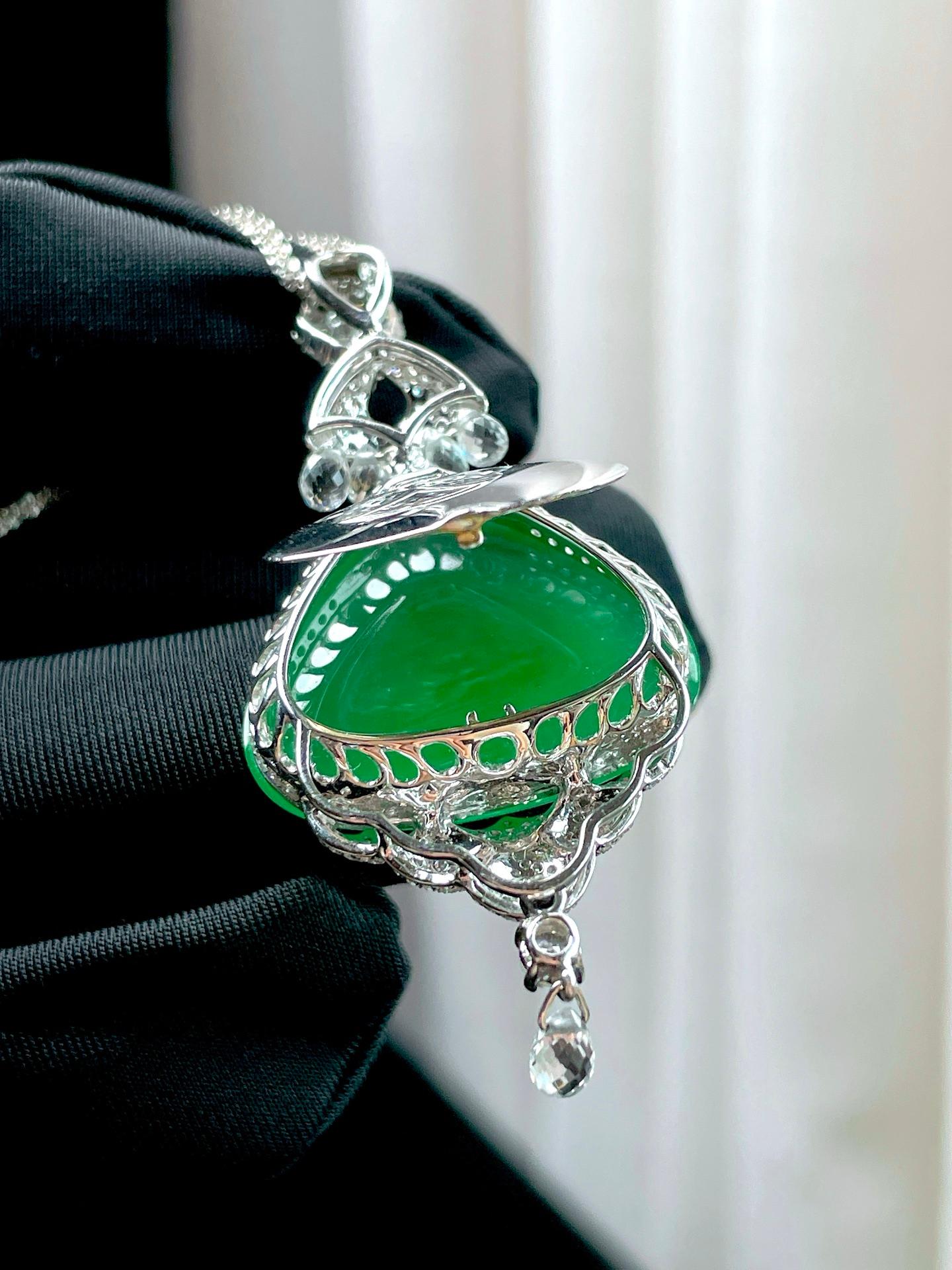 18k金钻镶冰种甜阳绿翡翠吊坠（yc349444）