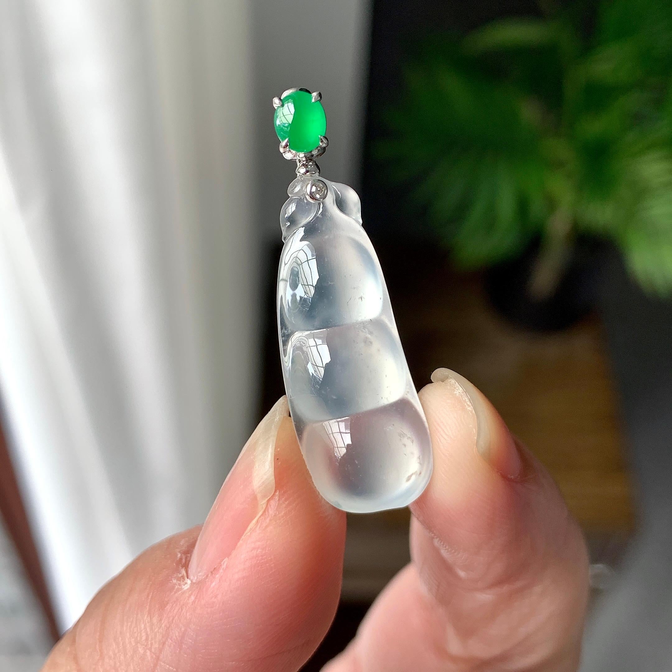 18K金钻镶冰种无色福豆吊坠（yc255618）