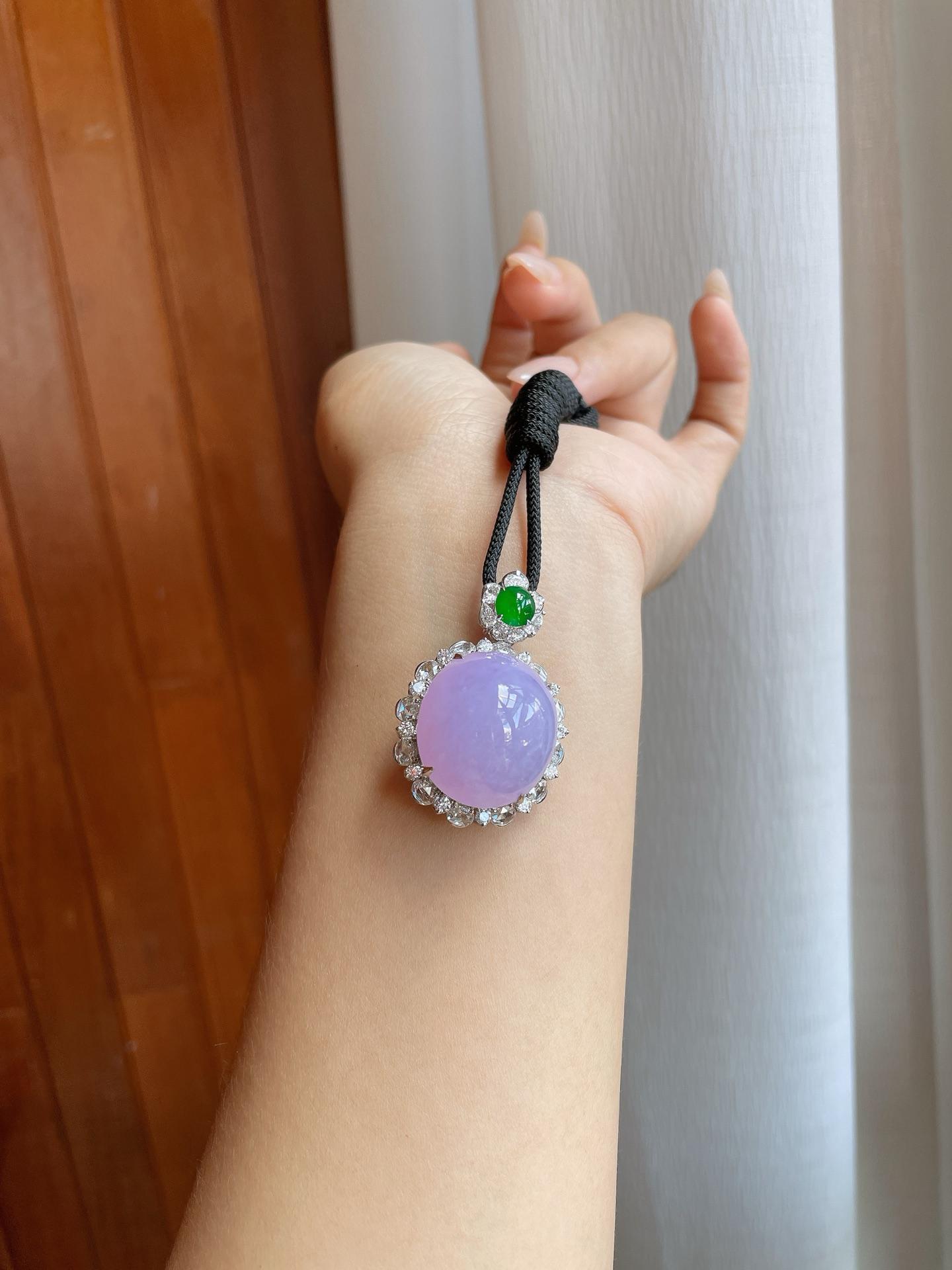 18k金钻镶糯冰紫罗兰翡翠蛋面吊坠（yc241725）